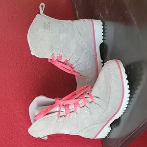 Sorel waterproof boot 9.5